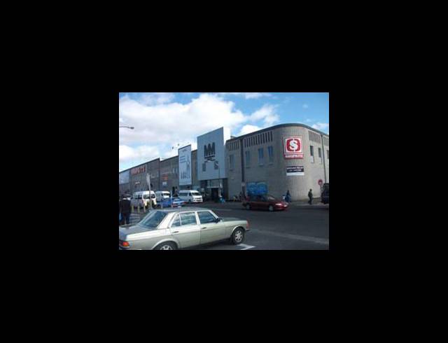 2,439M² OFFICE TO LET IN BELLVILLE CENTRAL